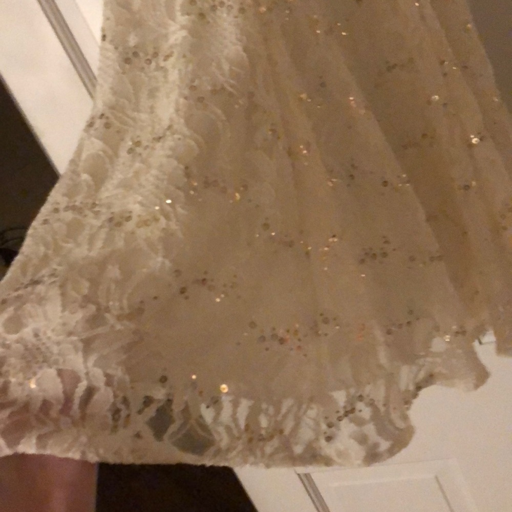 Dress - Picture 3 of 5
